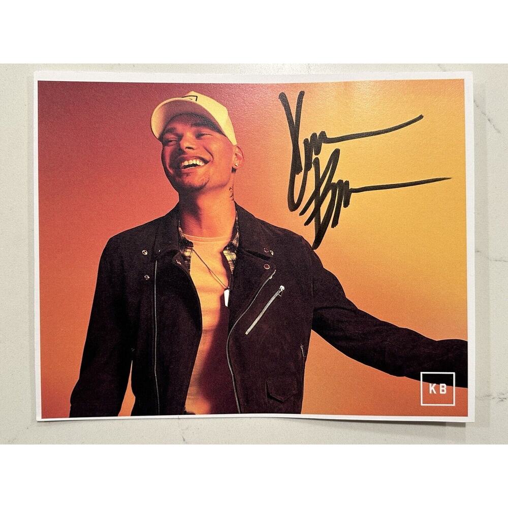 Kane Brown SIGNED Authentic 8x10 AUTOGRAPHED